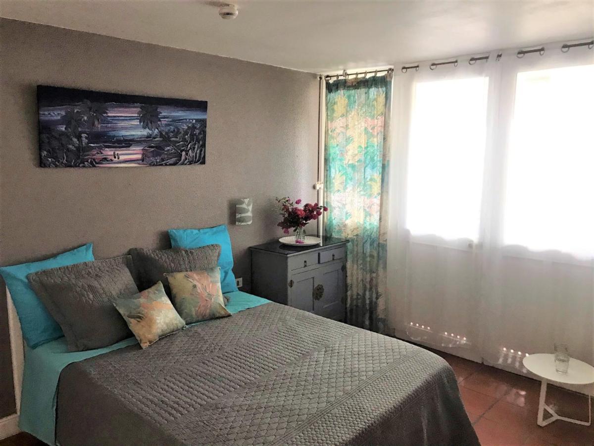 Studio Mojito vue mer av cuve eau et accès plage et piscine ANSE DES ROCHERS Saint-Francois  Extérieur photo
