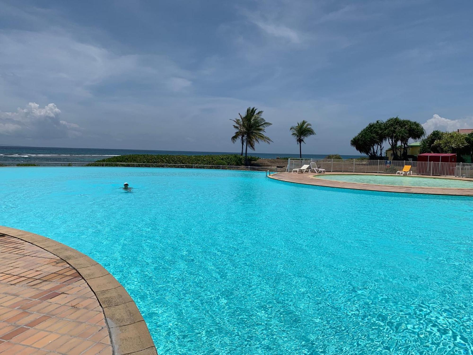 Studio Mojito vue mer av cuve eau et accès plage et piscine ANSE DES ROCHERS Saint-Francois  Extérieur photo
